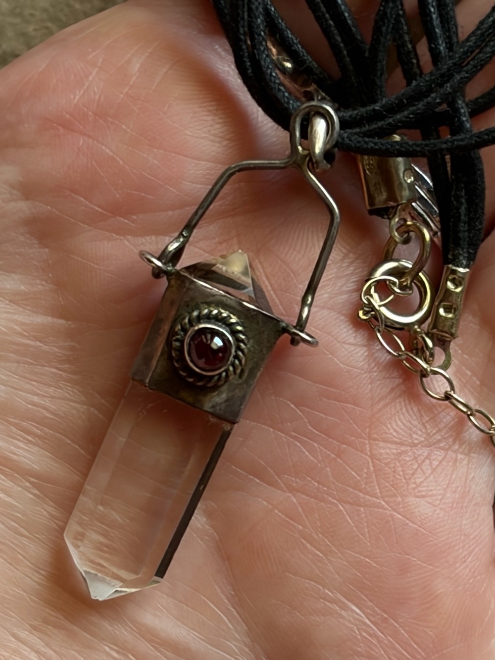 Vintage Sterling Silver Quartz And Possibly Garnet? Amulet Pendant Necklace